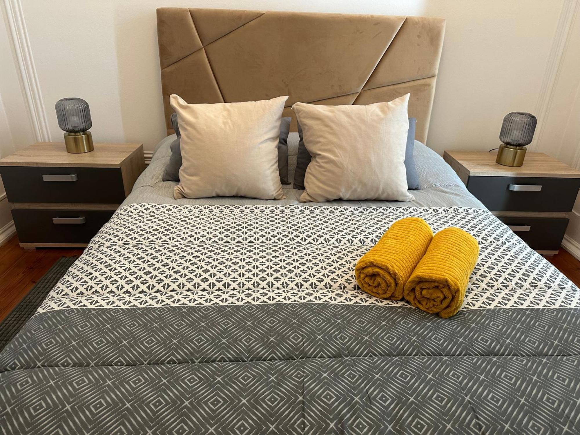 Garden Campo De Ourique Guest House - Hostel Lisboa Dış mekan fotoğraf