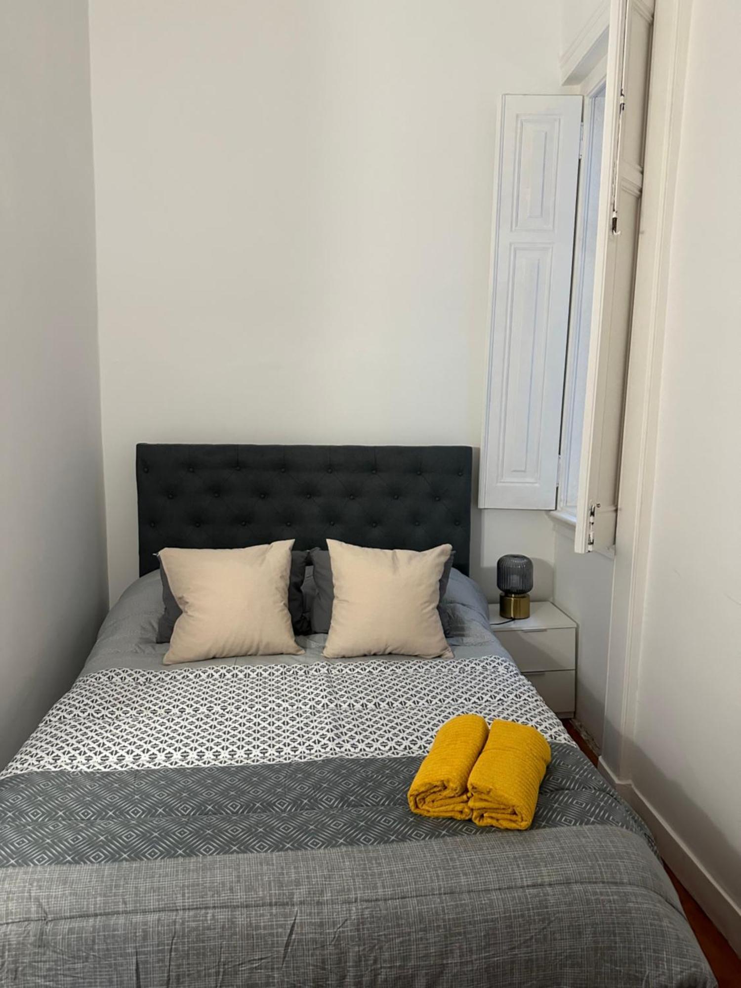 Garden Campo De Ourique Guest House - Hostel Lisboa Dış mekan fotoğraf