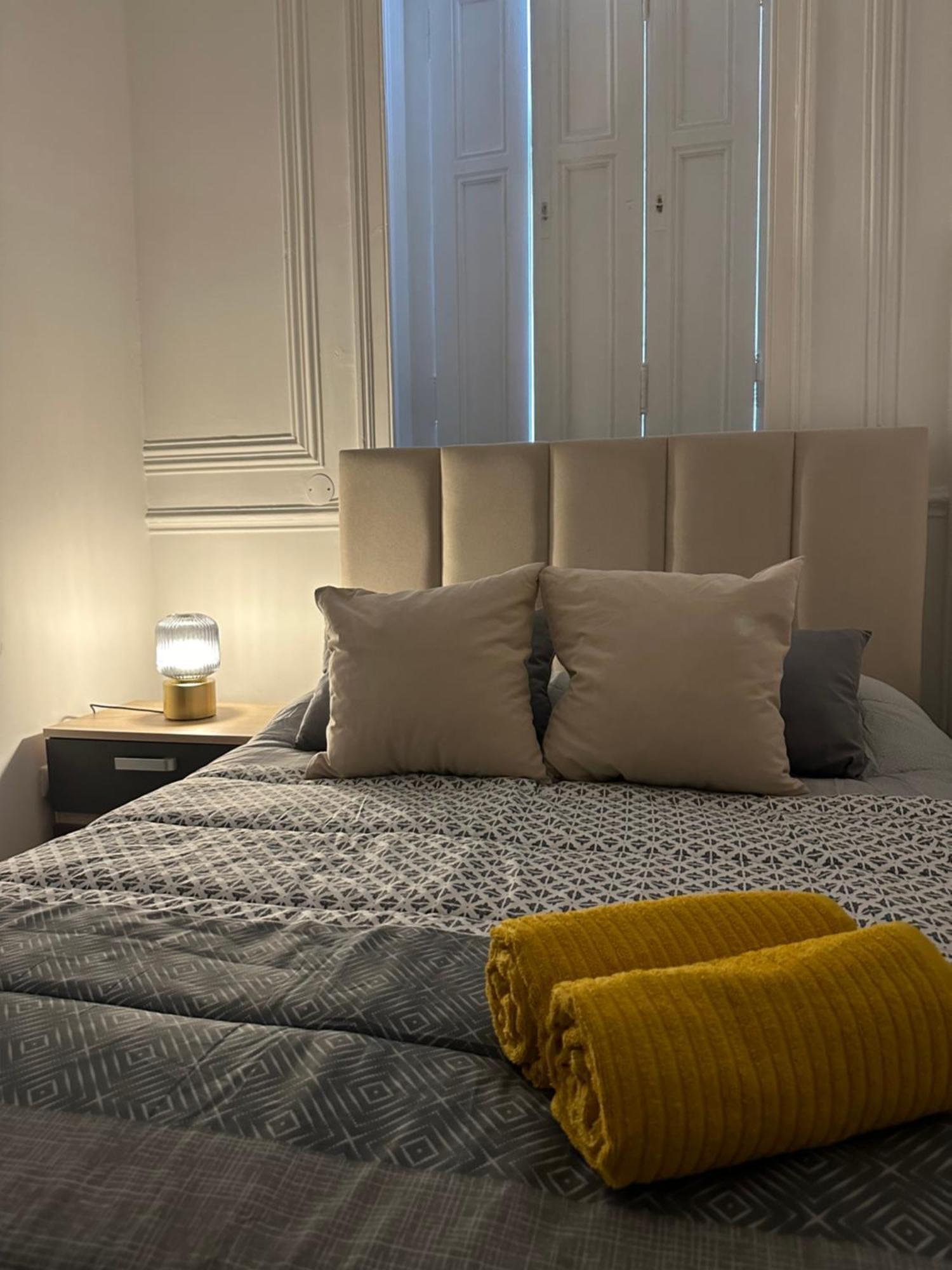 Garden Campo De Ourique Guest House - Hostel Lisboa Dış mekan fotoğraf