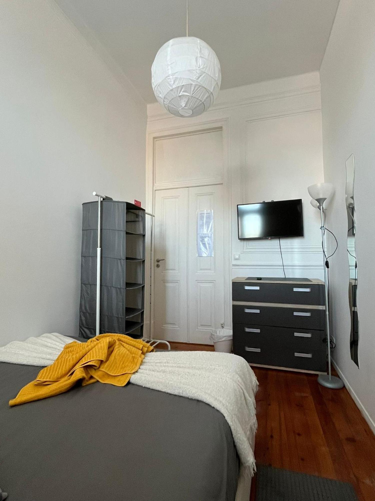 Garden Campo De Ourique Guest House - Hostel Lisboa Dış mekan fotoğraf