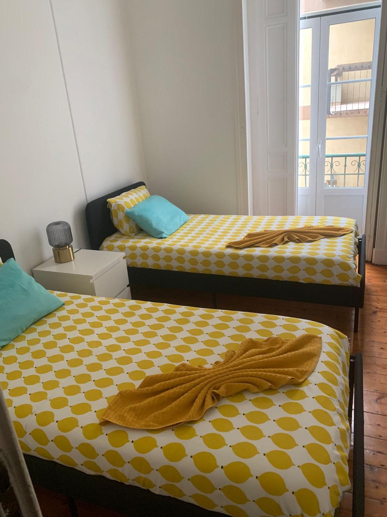 Garden Campo De Ourique Guest House - Hostel Lisboa Dış mekan fotoğraf